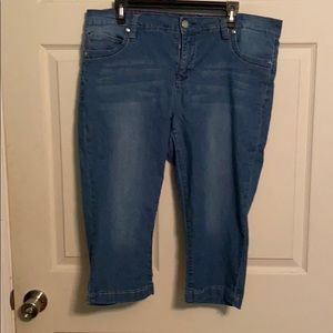 Royalty For Me Jean Capris